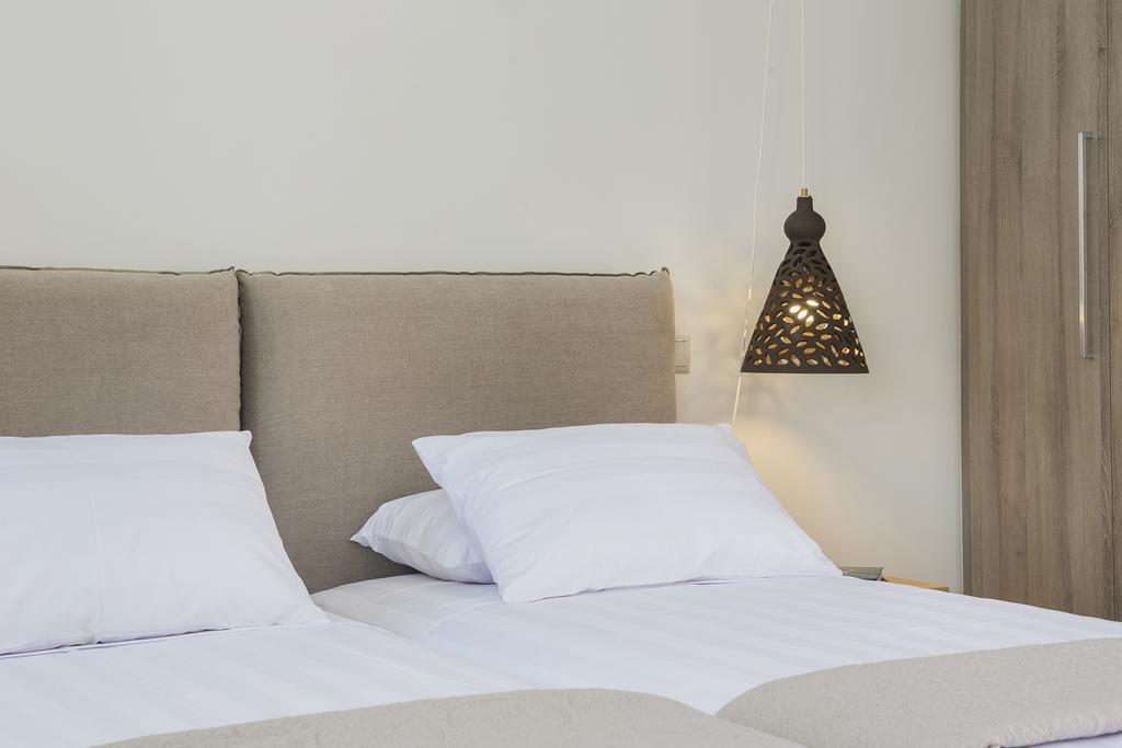 Argostoli Marina Suites Exterior photo