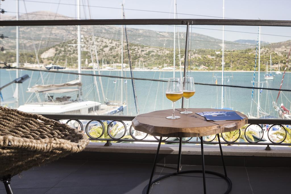 Argostoli Marina Suites Exterior photo