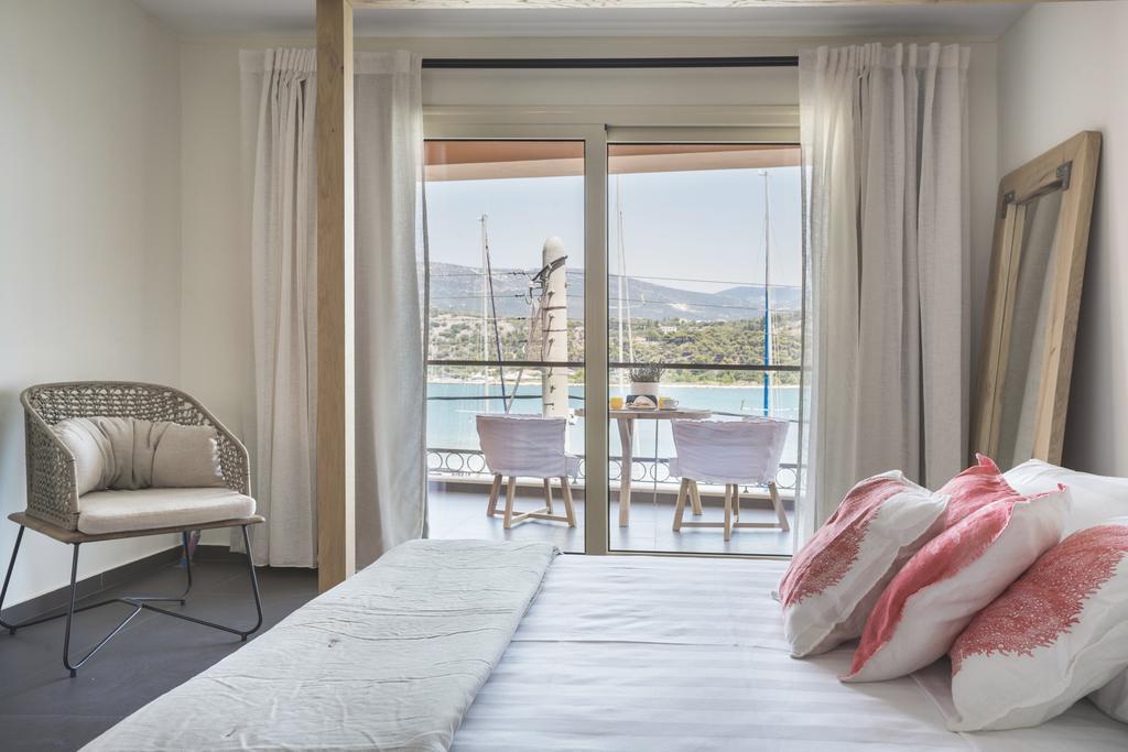 Argostoli Marina Suites Exterior photo