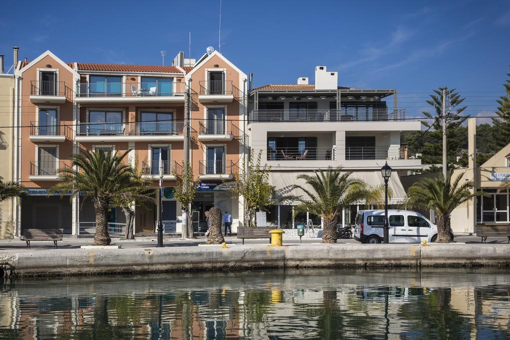Argostoli Marina Suites Exterior photo