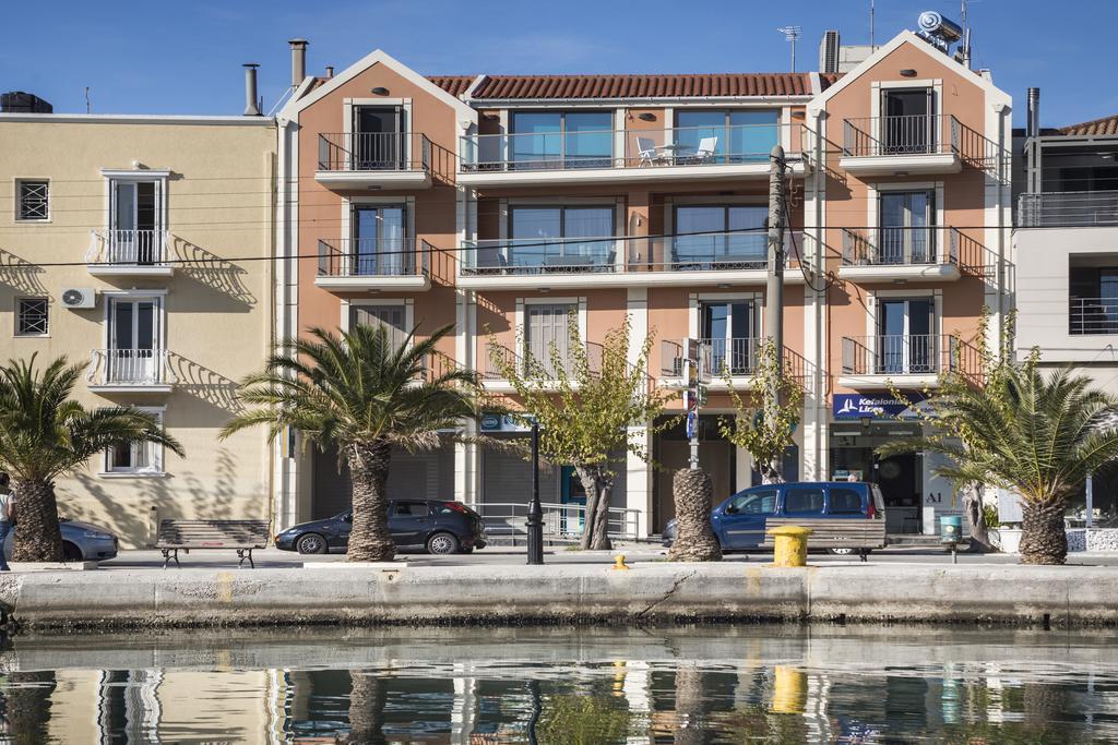 Argostoli Marina Suites Exterior photo